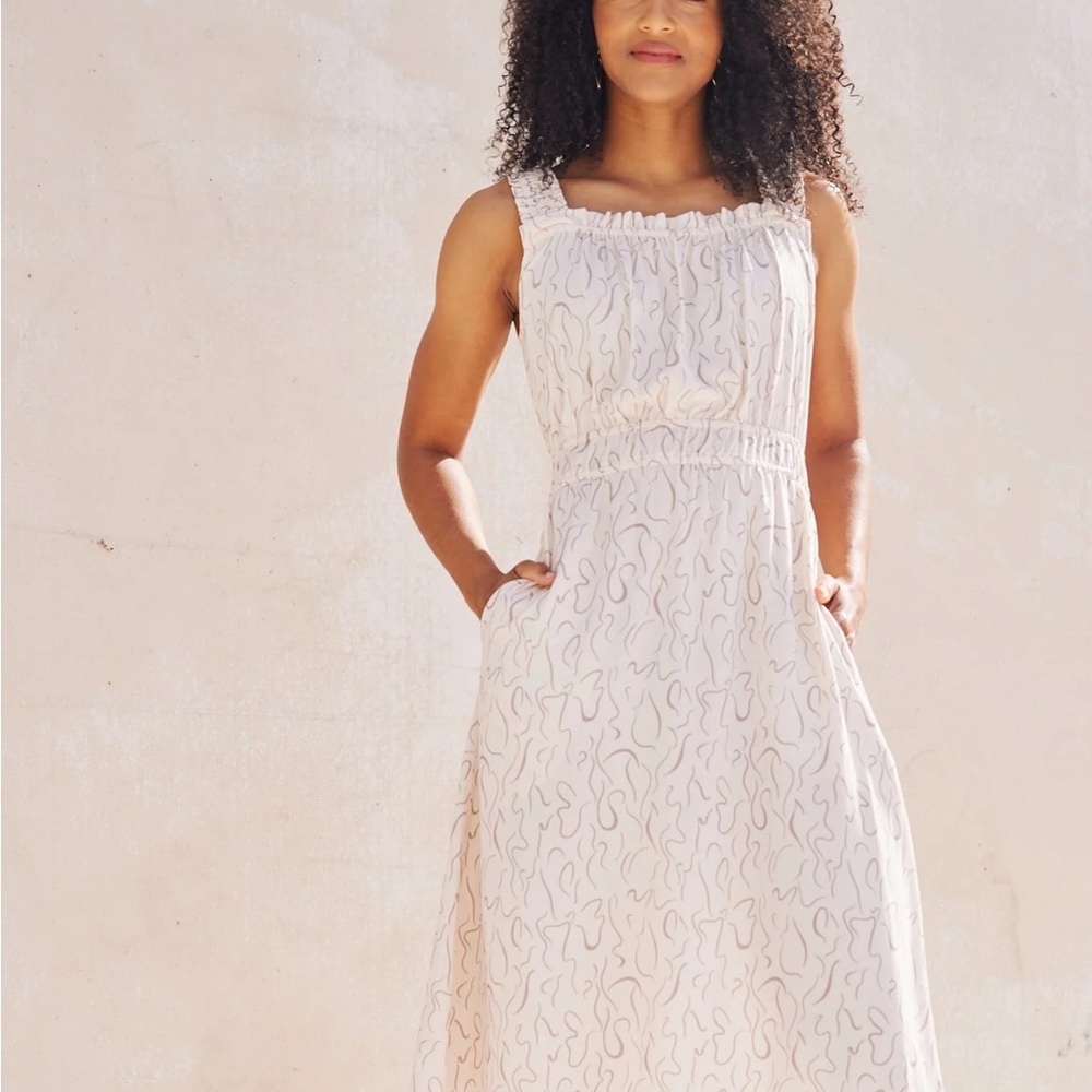 Molly smocked ruffle midi dress w/pockets!